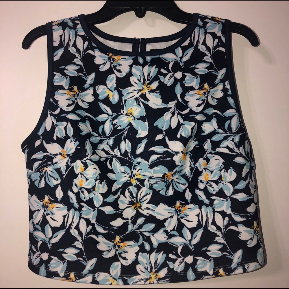 Flower Pattern Crop Top